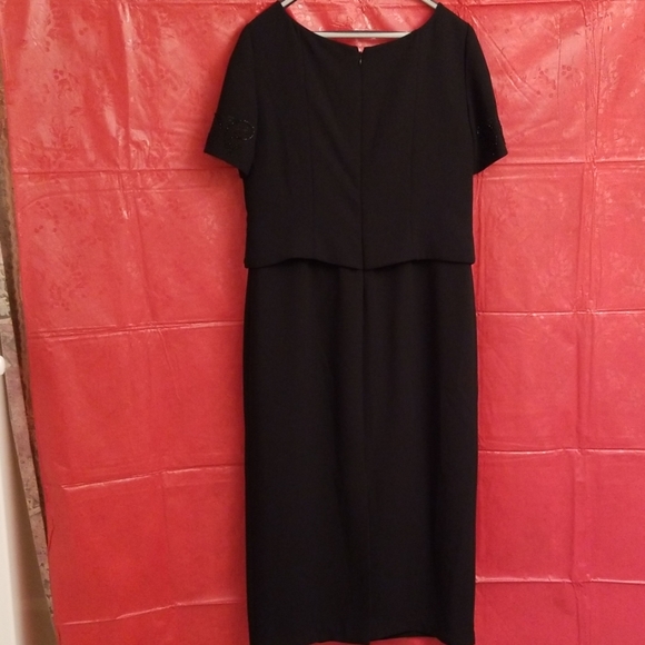 Full length evening dress - Picture 2 of 4